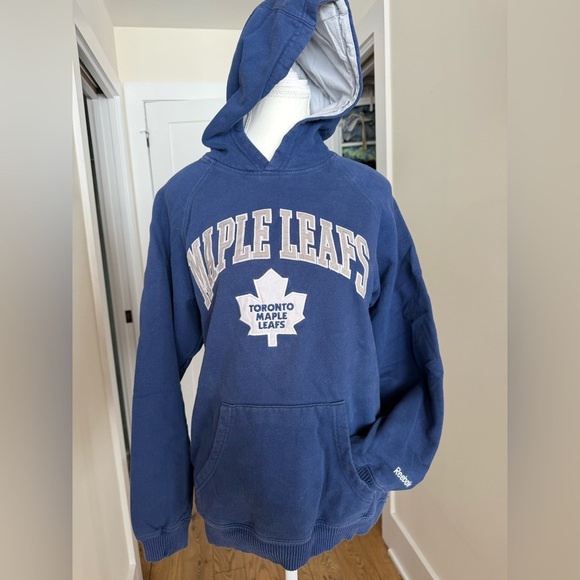 Reebok Tops - Toronto Maple Leafs Reebok Hoodie | Youth Large | Woman Small